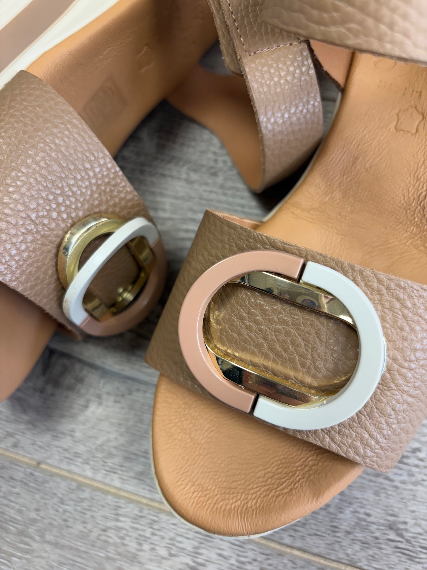 Oh My Sandals - Tan - Cream Buckle