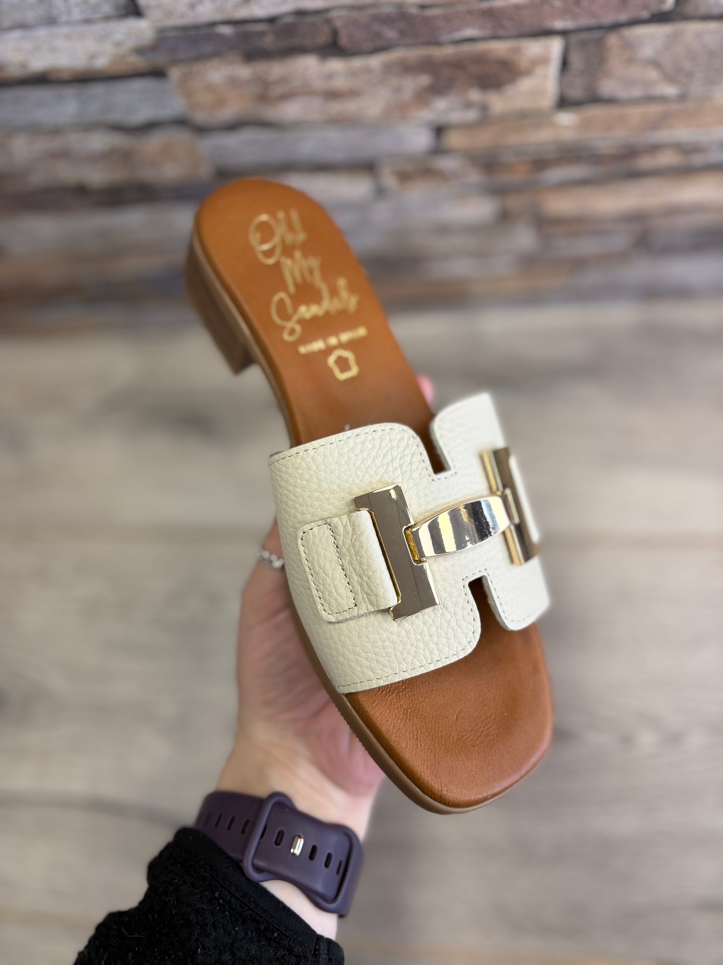 Oh My Sandals - Cream/Gold Buckle