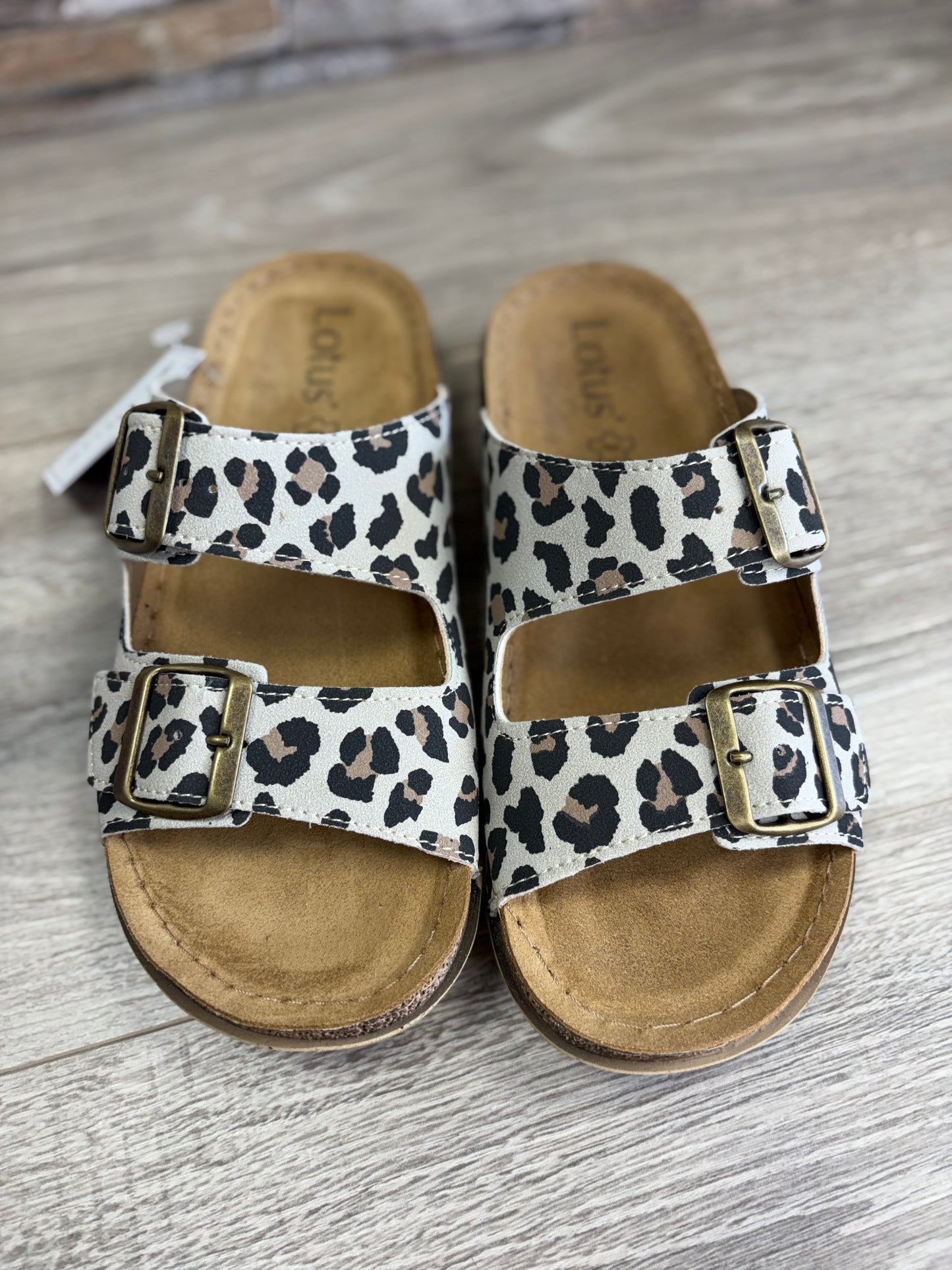 LOTUS - Leopard Slider