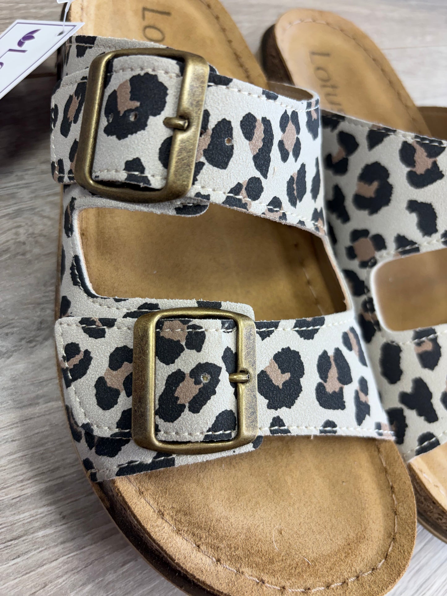 LOTUS - Leopard Slider